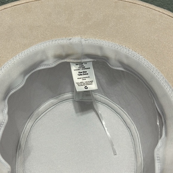 Time and Tru Boater Hat with Braid Cream Suede feel One Size - Picture 6 of 7